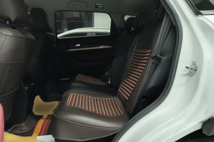 Used JETOUR X70 2023 1.5T DCT Beyond PRO Edition 5-Seater
