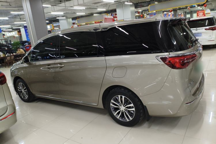 Used Buick GL8 2023 ES Lu Zun Deluxe Model
