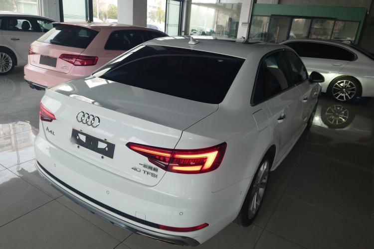 Used Audi A4L 2019 40 TFSI Fashion Edition China VI Emission Standard
