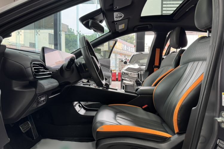 Used GAC Trumpchi EMPOW 2022 270T DCT J16 R-Style Track Edition
