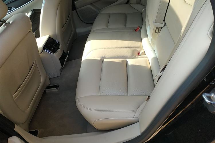 Used Cadillac XTS 2015 28T Comfort Model