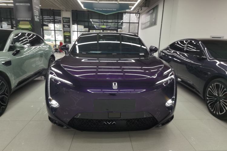 Used  11 2025 Ultra Extended-Range Edition