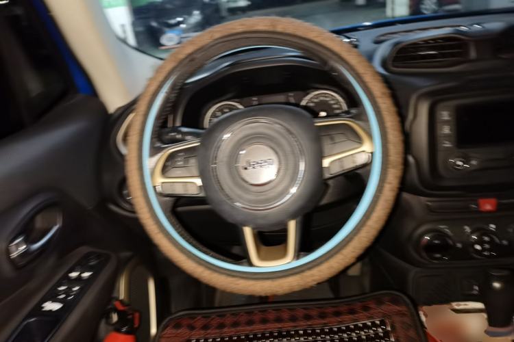 Used  Renegade 2017 180T Automatic Jingneng Edition