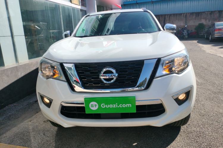Used Nissan Terra 2018 2.5L Automatic 2WD Luxury Edition
