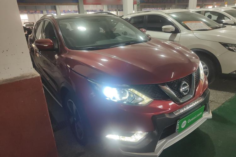 Used Nissan Qashqai 2016 2.0L CVT Luxury Edition
