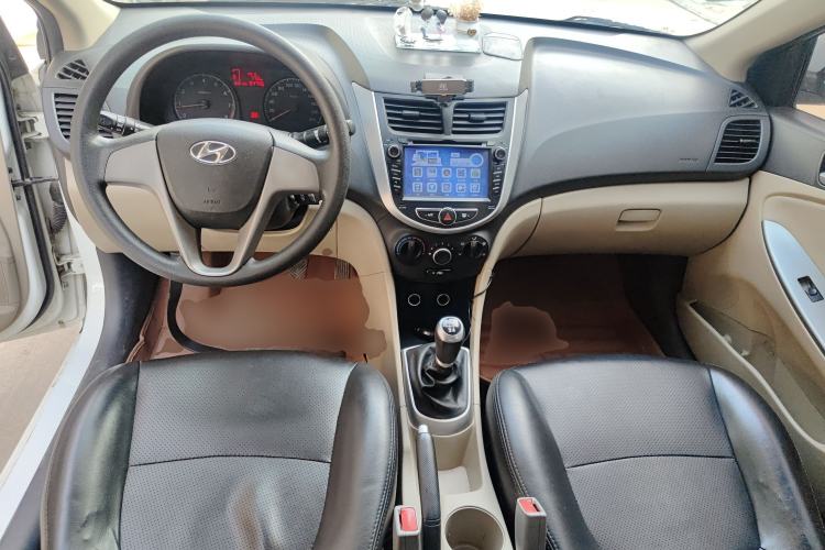 Used Hyundai Verna 2014 1.4L Manual Smart GLS Trim