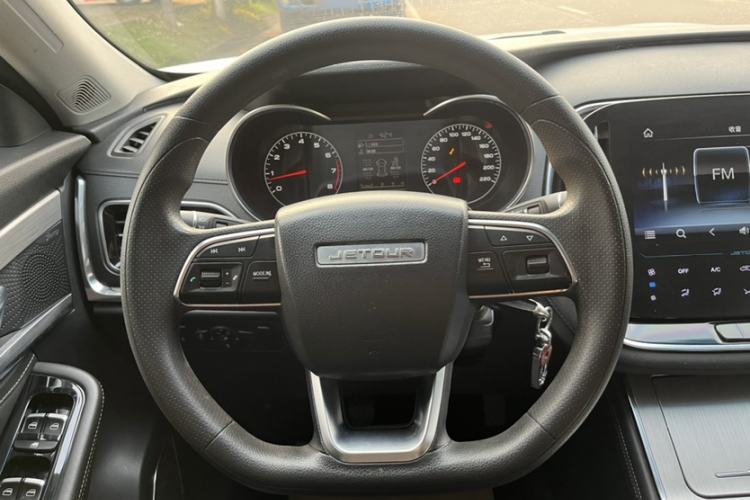 Used Jetour X70 2020 1.5T Manual Comfort Edition 6 Seats
