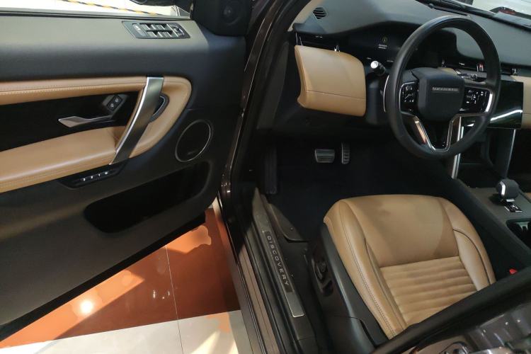 Used Land Rover Discovery Sport 2024 Luxury Custom Edition
