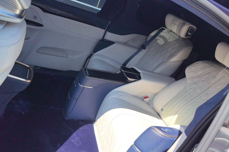 Used Buick GL8 2022 Avenir Avia Four-Seat Prestige Edition
