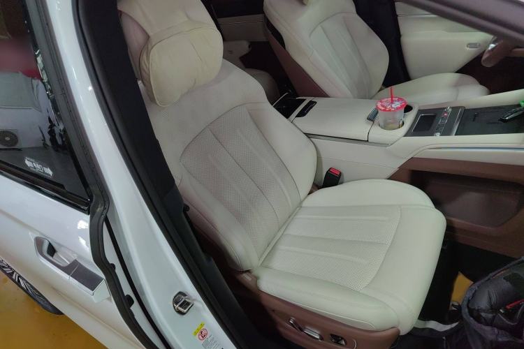 Used BYD Xia 2025 DM-i 1.5T 180km Beyond Edition
