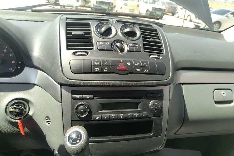 Used Mercedes-Benz Vito 2013 3.0L Elite Edition