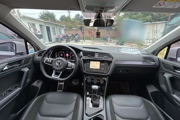 Used Volkswagen Tiguan L 2021 330TSI Automatic Two-Wheel Drive R-Line Enhanced Edition
