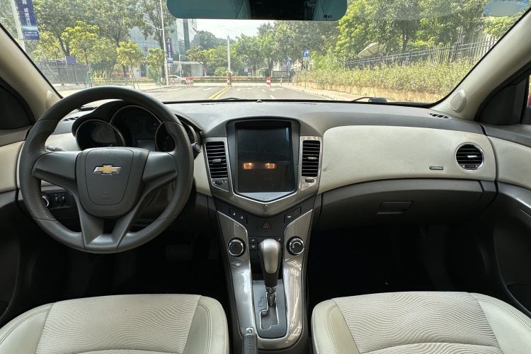 Used Chevrolet Cruze 2015 1.5L Classic SE AT
