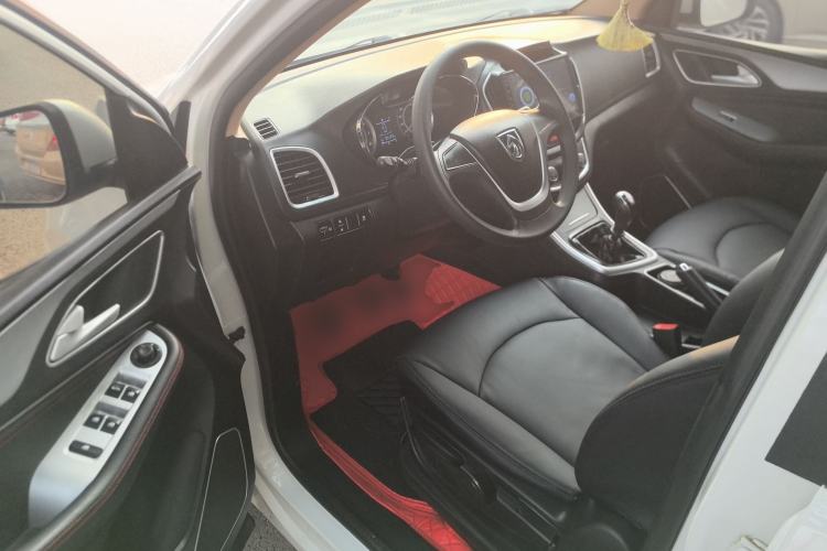 Used Baojun 560 2016 1.8L Manual Comfort Model
