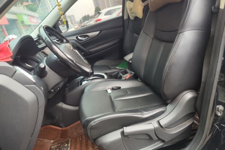 Used Nissan X-Trail 2014 2.0L CVT Smart Edition 2WD
