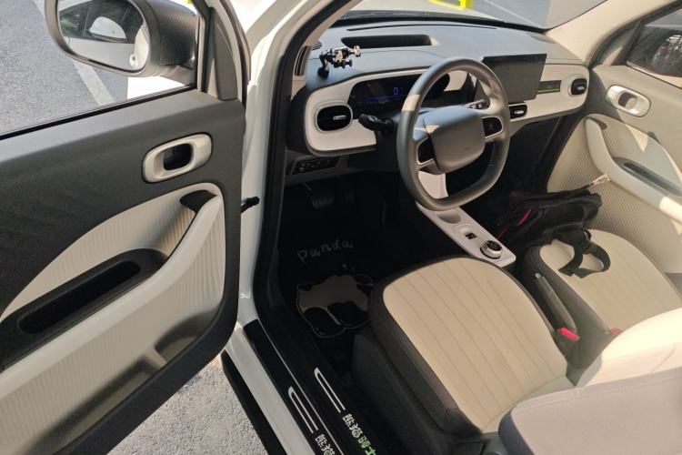 Used  Panda 2025 210km Panda Rider
