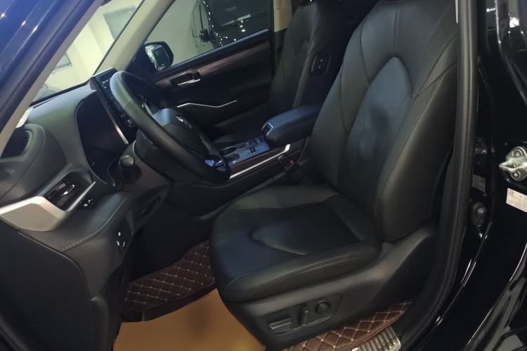 Used Toyota Highlander 2024 2.5L Smart Electric Hybrid Dual-Engine Four-Wheel Drive Prestige Version – 7 Seats
