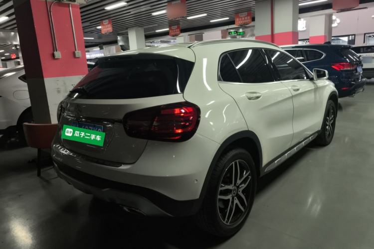 Used Mercedes-Benz GLA 2017 GLA 200 Fashion Model
