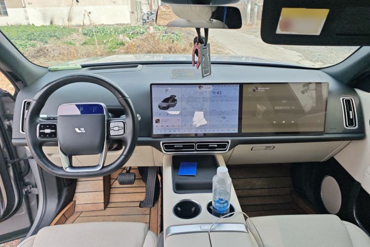 Used Li Auto L9 2022 Max model
