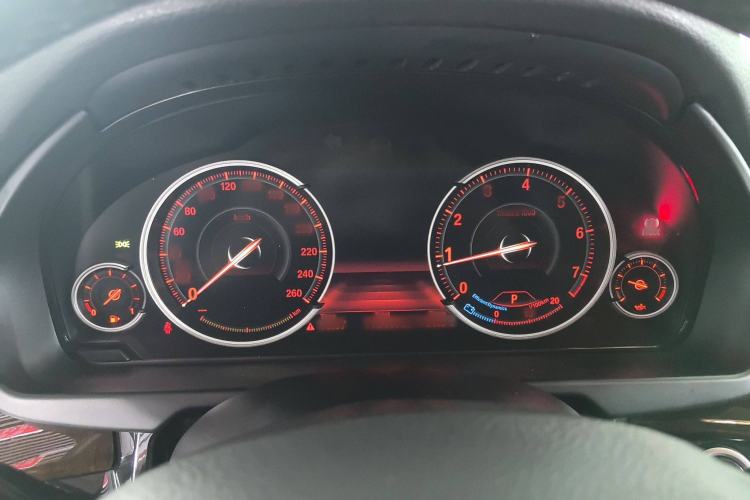 Used BMW X5 2018 xDrive28i
