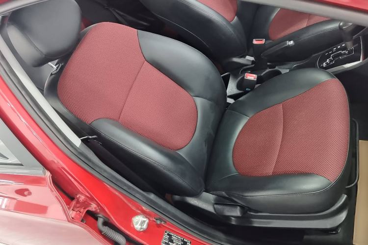 Used Hyundai Verna Ray 2014 1.4L Automatic GLX
