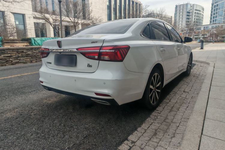 Used Roewe i6 2019 PLUS 20T TST 4G Connected Flagship Superb Edition

