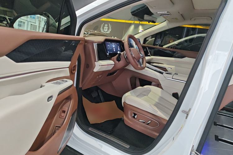 Used BYD Xia 2025 DM-i 1.5T 180km Beyond Edition
