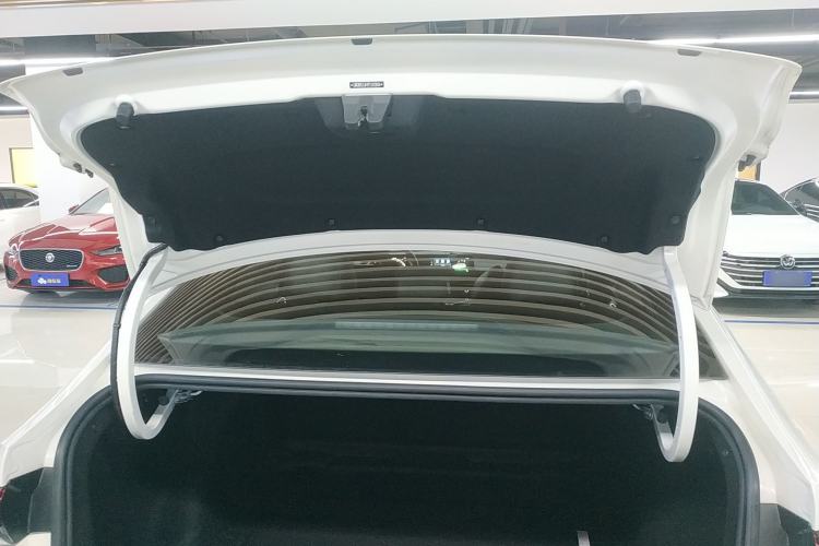 Used GAC Trumpchi EMPOW 2023 270T DCT J15 Version
