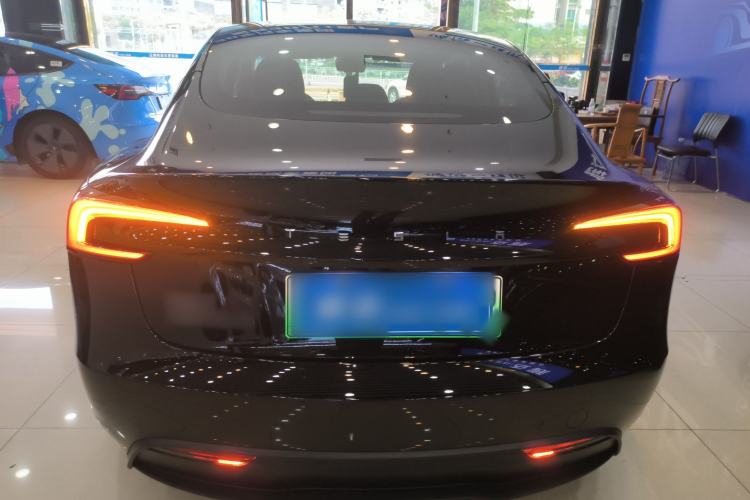 Used Tesla Model 3 2023 Rear-Wheel-Drive Version
