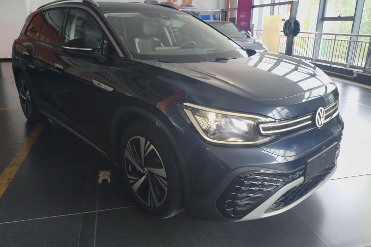 Used Volkswagen ID.6 CROZZ 2022 Long-Range PRO Edition
