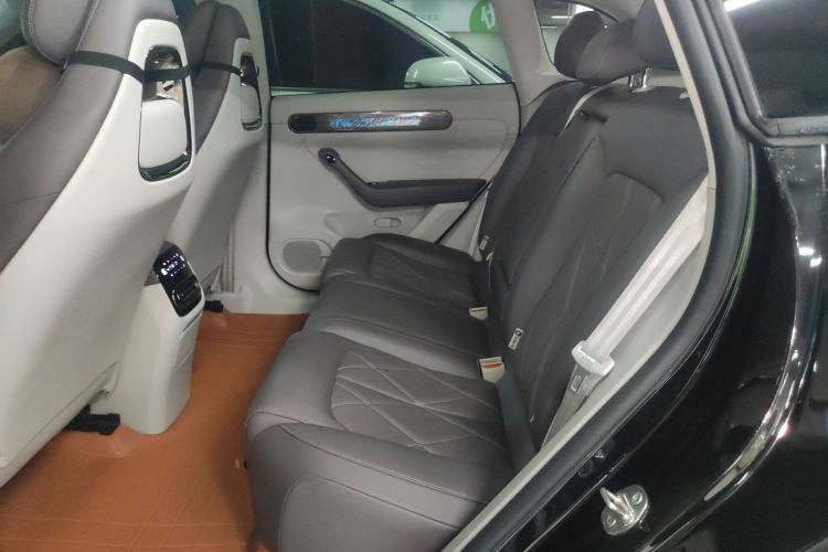 Used Leapmotor C11 2024 Range-Extended 300 Luxury Edition
