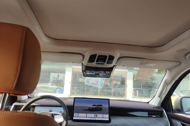 Used Tank 500 New Energy 2025 Hi4-Z
