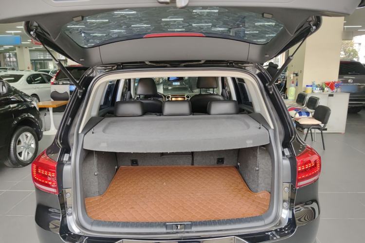 Used Volkswagen Tiguan 2015 1.8TSI Manual Two-Wheel-Drive Limited Edition
