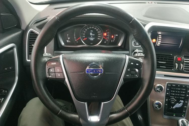 Used Volvo XC60 2017 T5 Smart Upgrade Edition