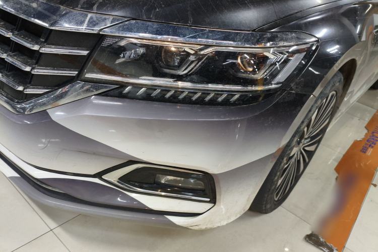 Used Volkswagen Passat 2019 330TSI Luxury Edition China VI Standard
