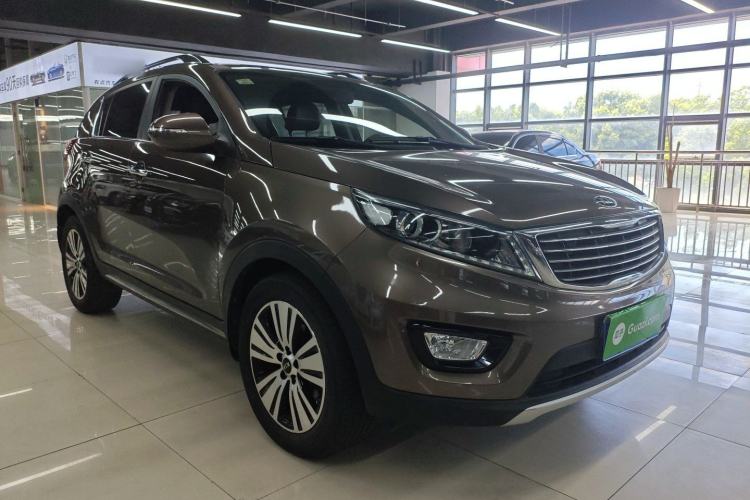 Used Kia Sportage R 2015 2.0L Automatic Two-Wheel Drive DLX Model
