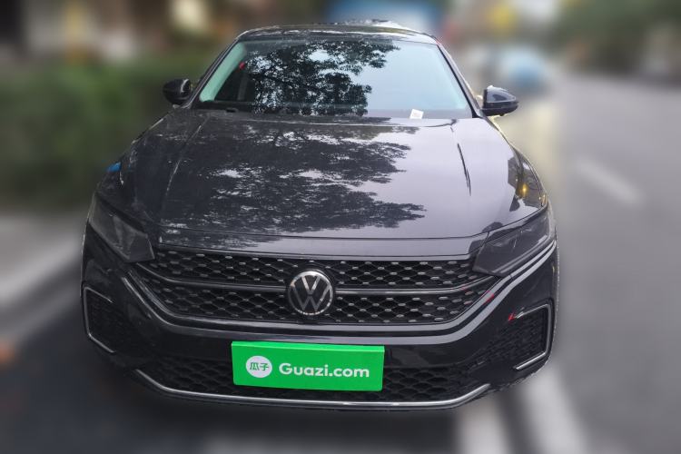 Used Volkswagen Passat 2024 330TSI Starry Elite Edition
