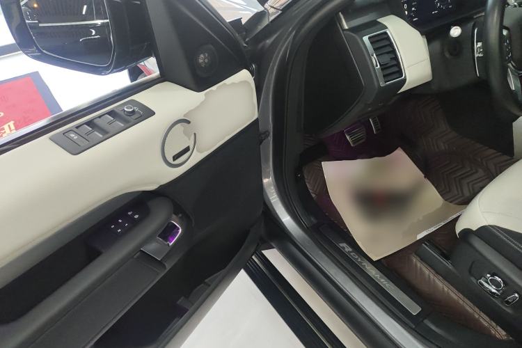 Used Land Rover Discovery 2021 360 PS R-Dynamic SE
