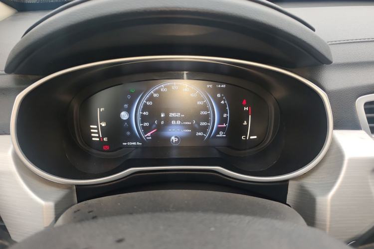 Used Geely Auto Emgrand X7 Sport 2018 1.8TD Automatic Two-Wheel Drive Smart Connect 4G Internet Edition