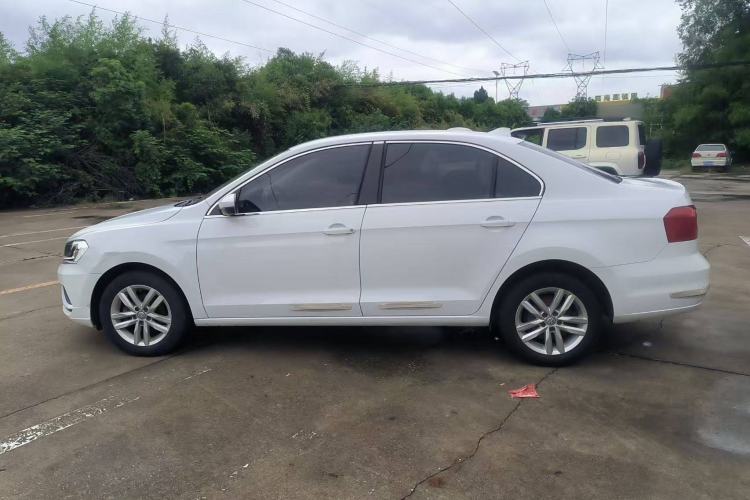 Used Volkswagen Jetta 2019 Dream Edition 1.5L Automatic Fashionable Version
