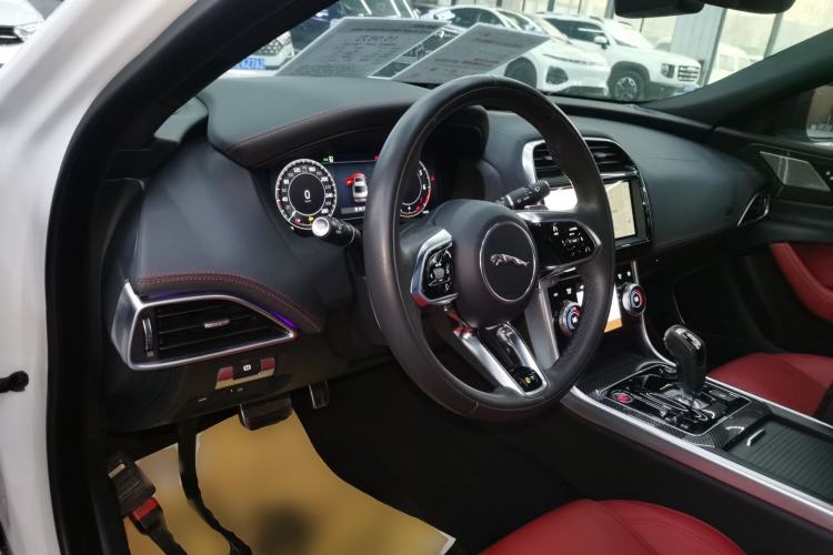 Used Jaguar XEL 2024 2.0T 250 PS R-DYNAMIC S Ebony Black Sport Edition
