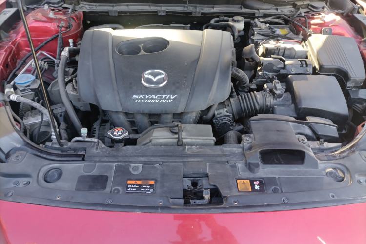 Used Mazda Atenza 2015 2.0L Blue Sky Luxury Edition
