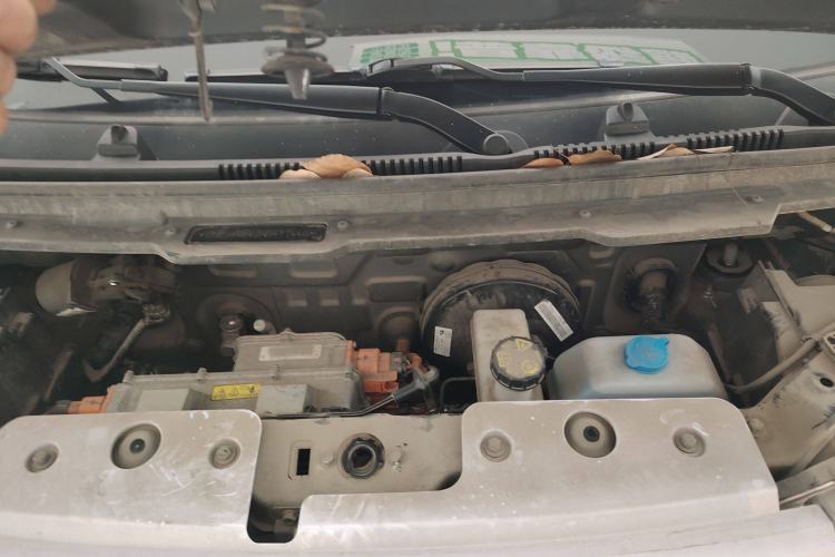 Used Chery QQ Ice Cream 2022 120km Conical Shape Lithium Iron Phosphate
