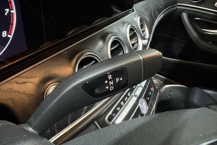 Used Mercedes-Benz E-Class 2018 Facelift E 200 L Sport Edition
