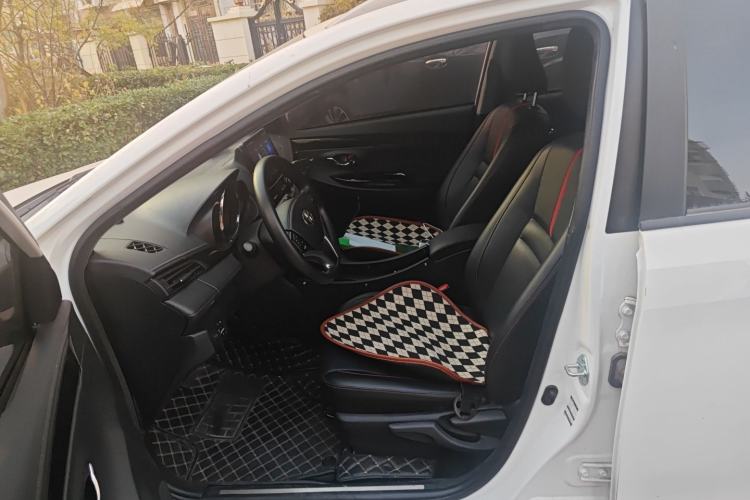 Used Toyota YARiS L 2022 X-Trail 1.5L CVT Luxury PLUS Edition
