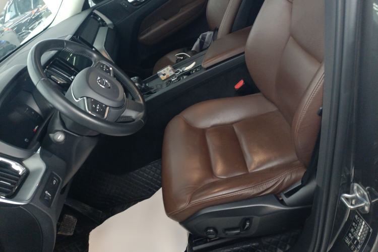 Used Volvo XC60 2020 T5 4x4 Zhiyi Luxury Edition
