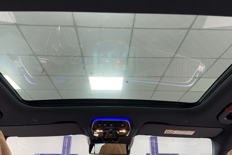 Used Mercedes-Benz E-Class 2024 Refresh E 300 L Stylish Edition
