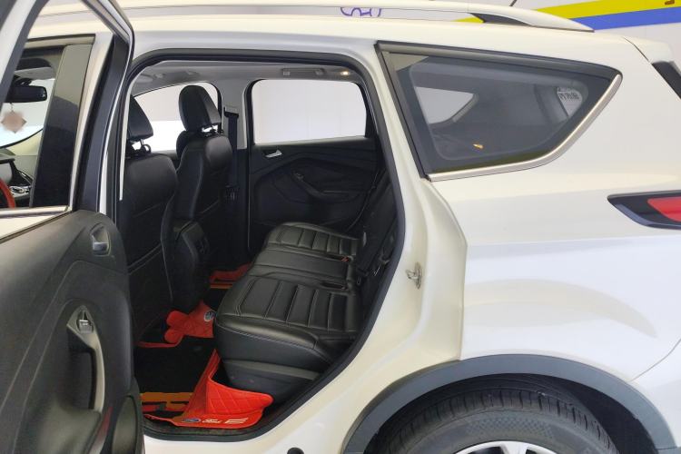 Used Ford Kuga 2018 EcoBoost 180 Two-Wheel-Drive Platinum Edition