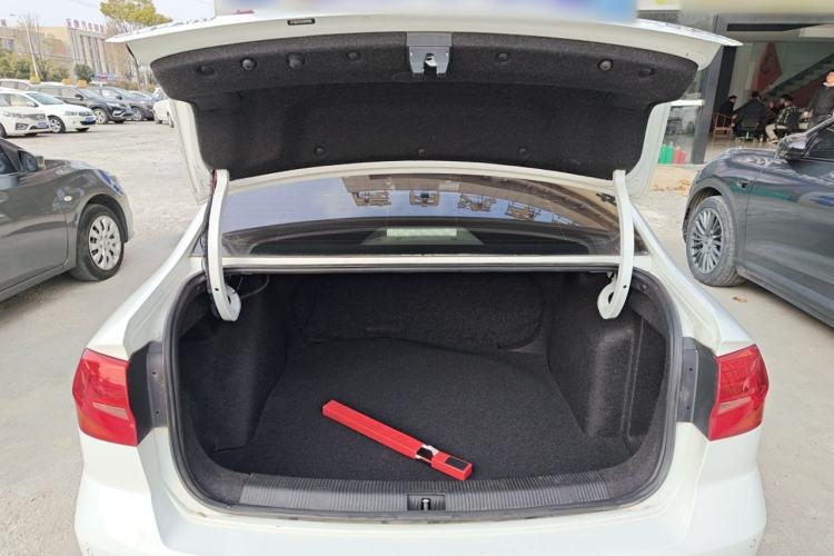 Used Volkswagen Bora 2018 1.5L Automatic Fashion Model
