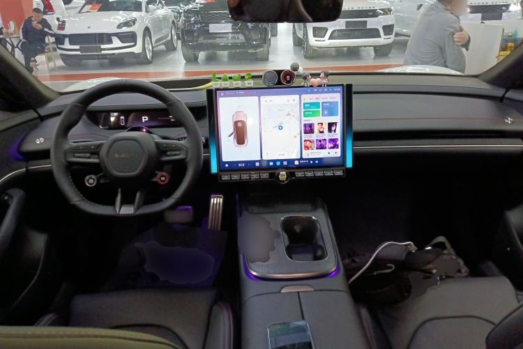 Used  SU7 2024 Four-Wheel Drive Ultra-Long Range Advanced Intelligent Driving Max Edition